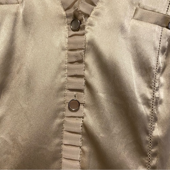 White House Black Market Ivory Silk Stretch Satin Blouse Ruffle Quiet Luxury - Picture 9 of 11